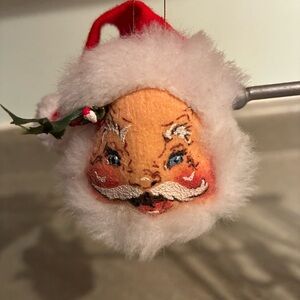 Beautiful Vintage Artistic Rendering of Santa Claus Christmas Ornament**